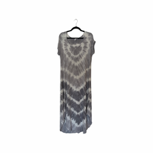 Load image into Gallery viewer, Tie-Dye Maxi

