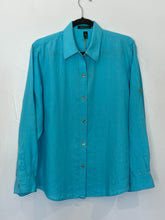 Load image into Gallery viewer, Vintage Long Sleeve linen blouse with gold buttons
